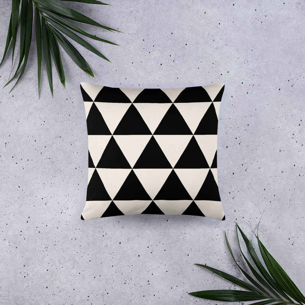 Geometric Triangle Cushion