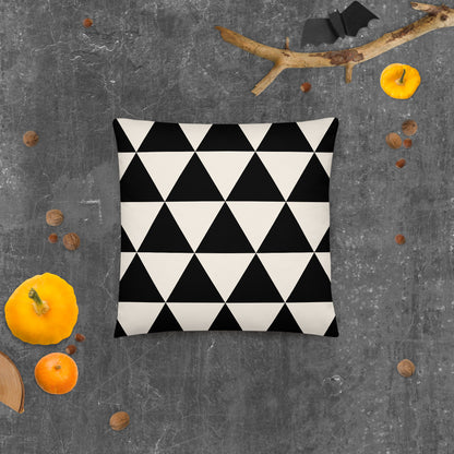 Geometric Triangle Cushion