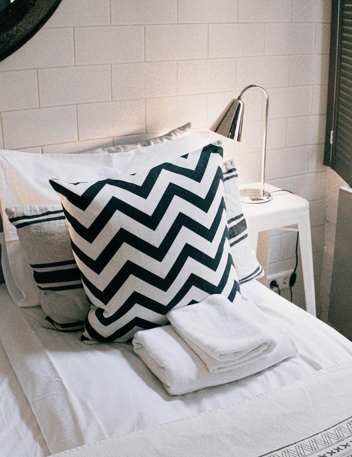 Zig Zag Pillow Cushion